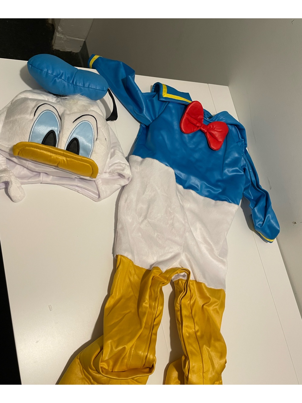 Disney Mickey & Friends Brand Size 12-18 Months Donald Duck Costume NWOT